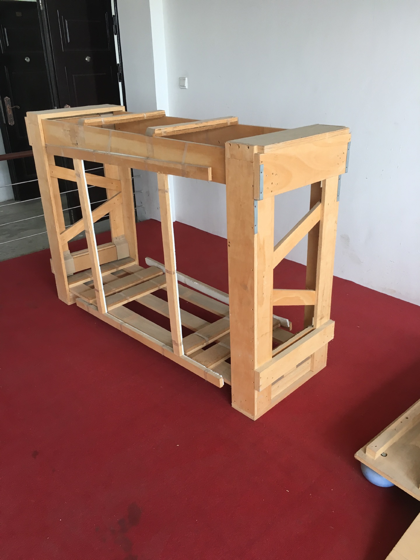 定做各种多层板木质包装箱 顺意玻璃包装木箱 生产设备木包装箱