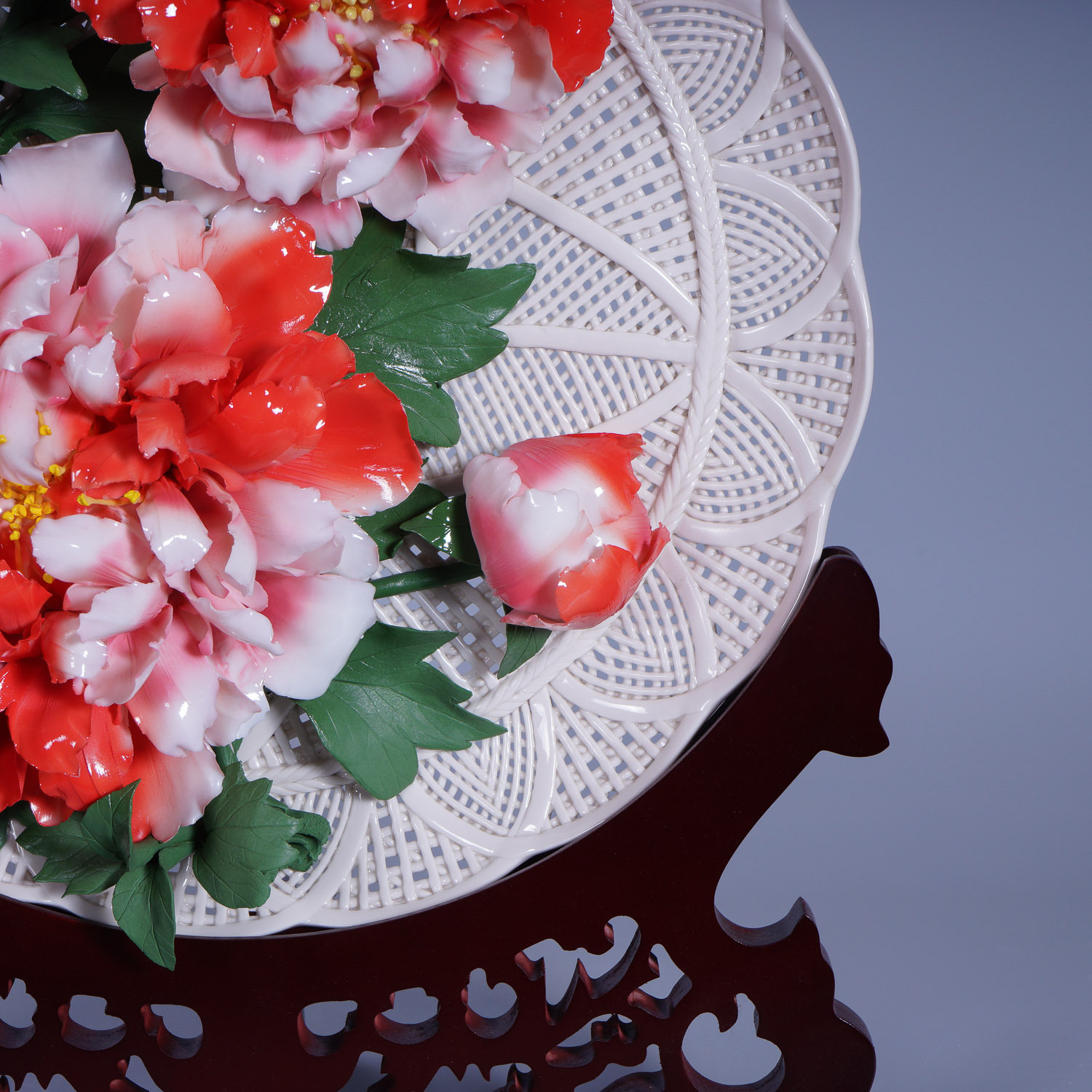 洛阳牡丹瓷花镂空挂盘摆件 陶瓷创意工艺礼