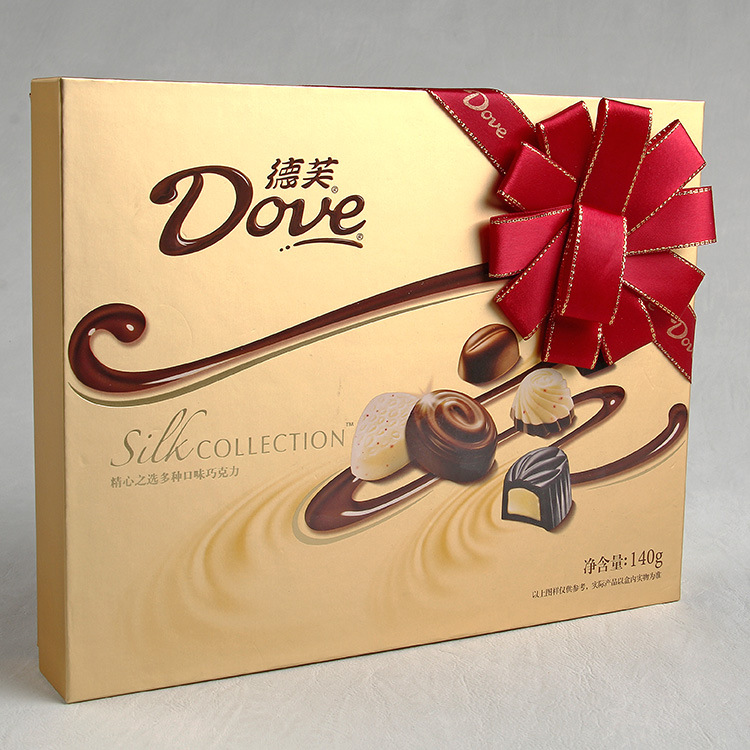 著名巧克力品牌合作商金色巧克力礼盒 带大朵红绸带花朵eva托盘