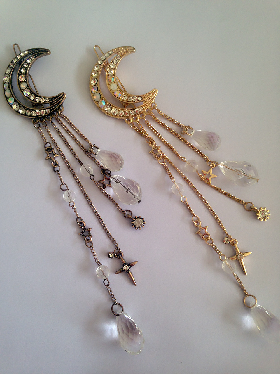 青岛拉威尔饰品批发日系梦幻水晶流苏月牙复古镶钻宝石发夹 - 珠宝