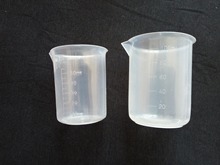 PP塑料烧刻度精确 批发塑料烧杯250ml pp量杯 无柄量杯1101P-25
