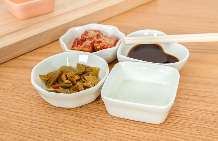 批发酒店餐厅饭店纯白陶瓷骨瓷蘸酱小碟子 火锅调味碟酱醋油味碟