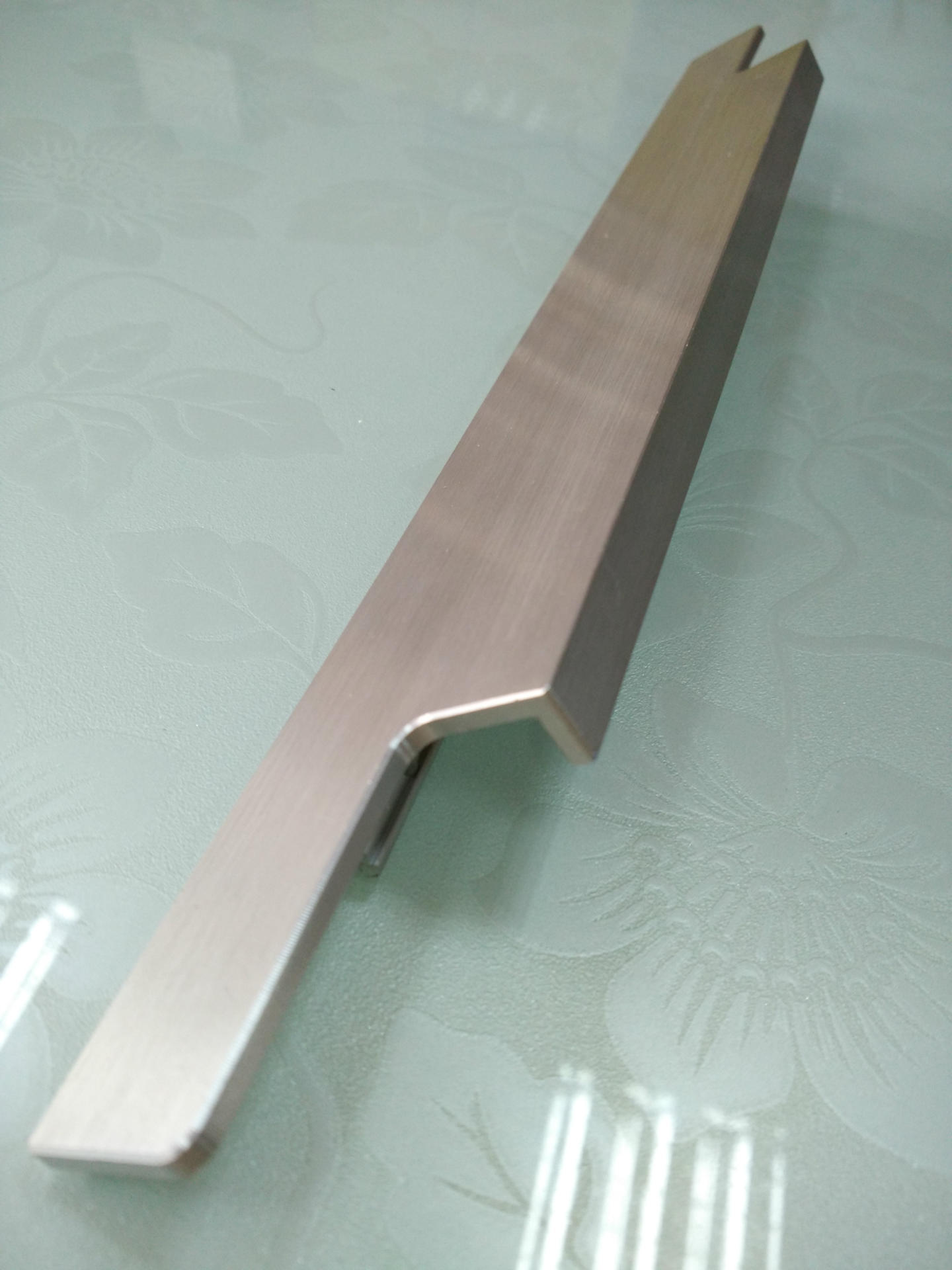 新款晶钢门铣型拉手 橱柜铝材 门板封边 家具铝型材佛山厂家批发