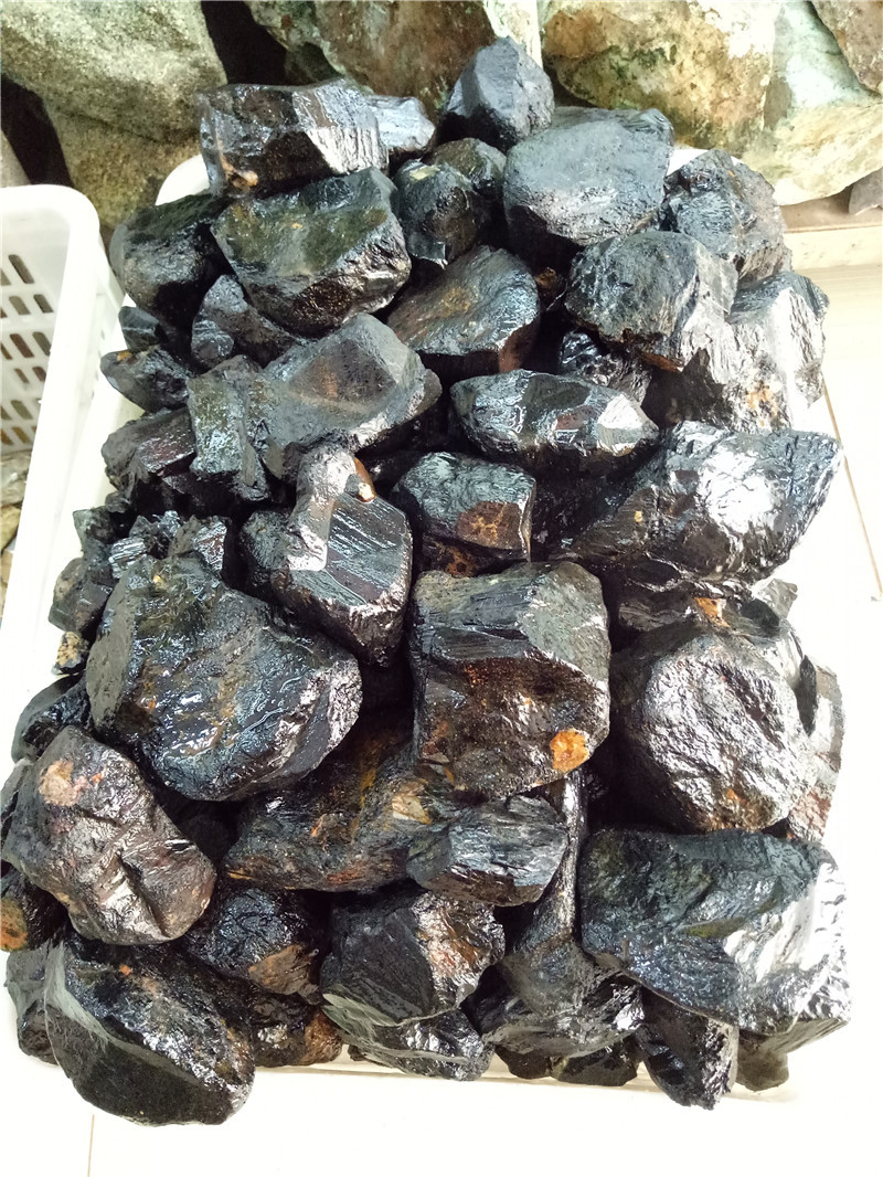 天然大个托玛琳电气石原石矿物标本黑碧玺观赏石