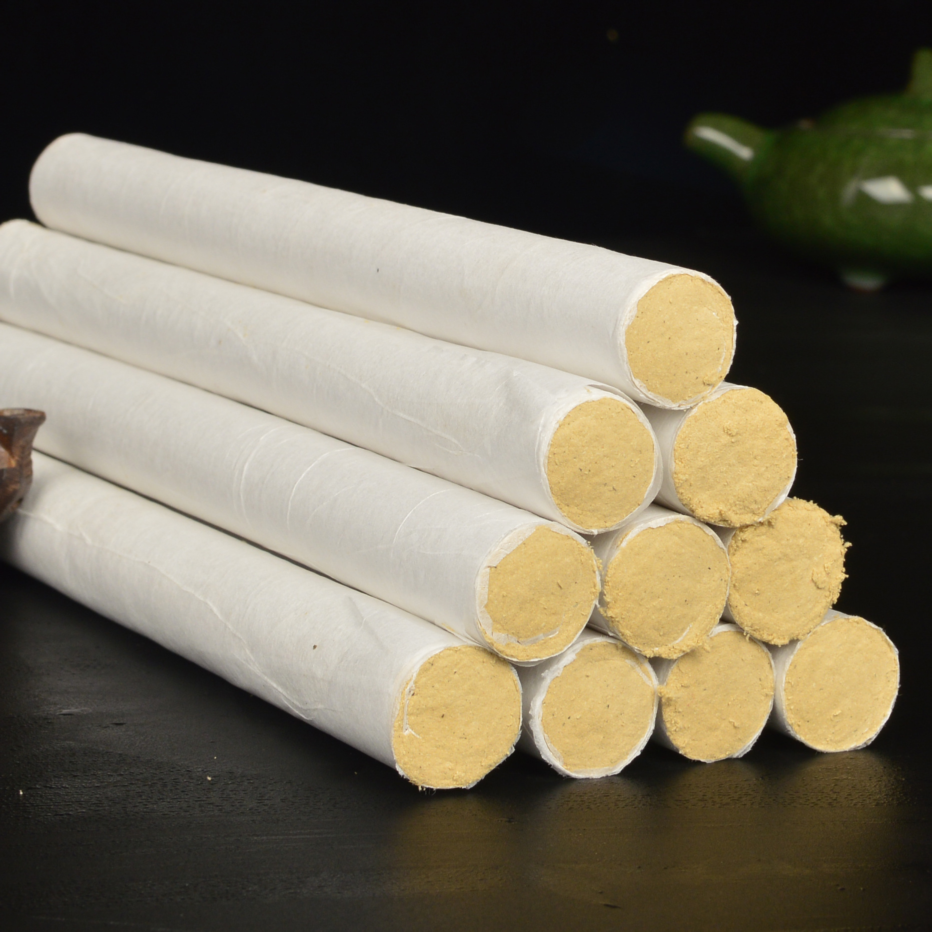 南阳天然艾条五年陈35:1 手工野生艾灸条艾柱艾绒五年陈艾.