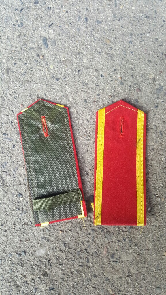 厂家批发定做学生军训肩章迷彩服肩章训练用衣服肩牌