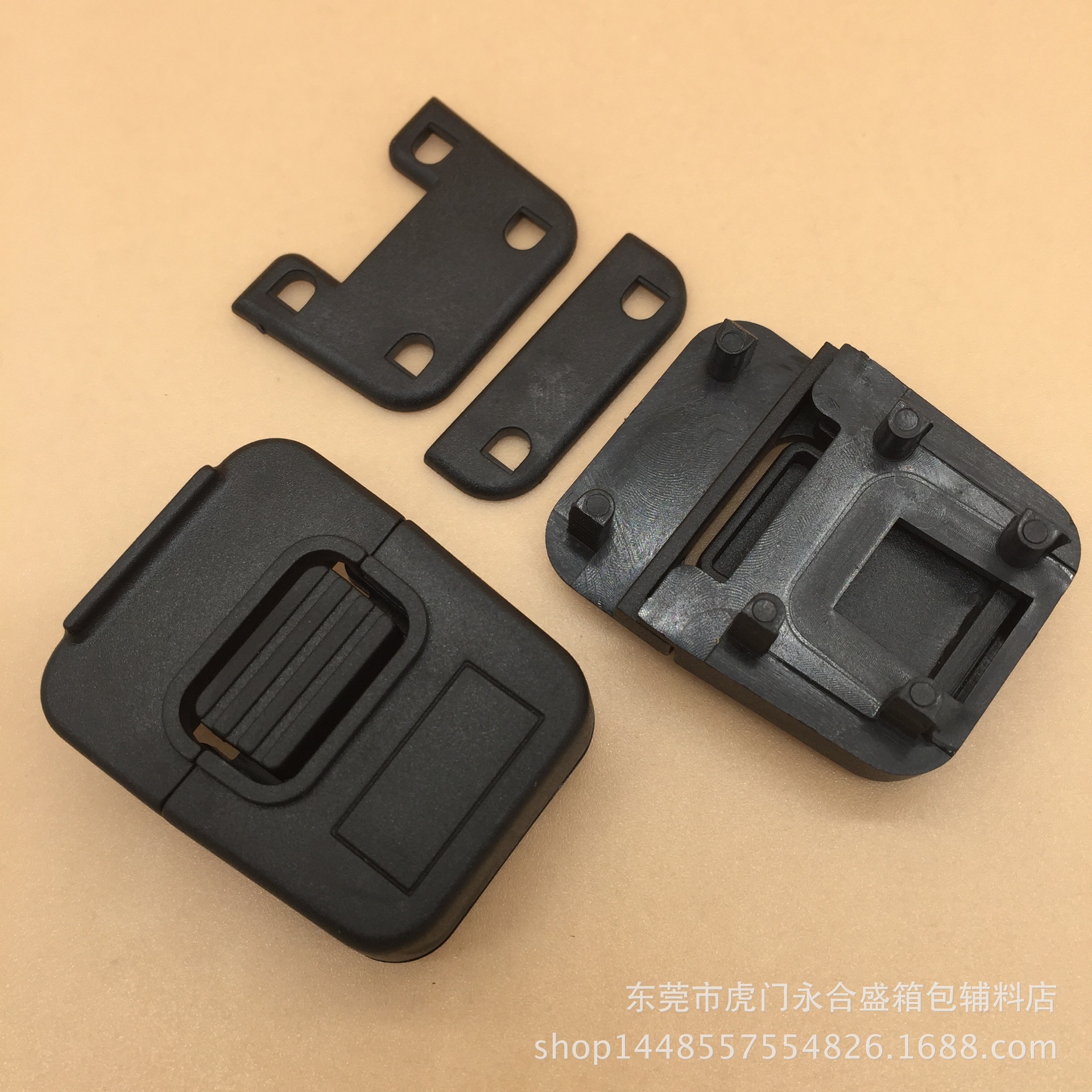 批发服装箱包扣具织带松紧带魔术贴等箱包配件-塑胶四套书包锁扣