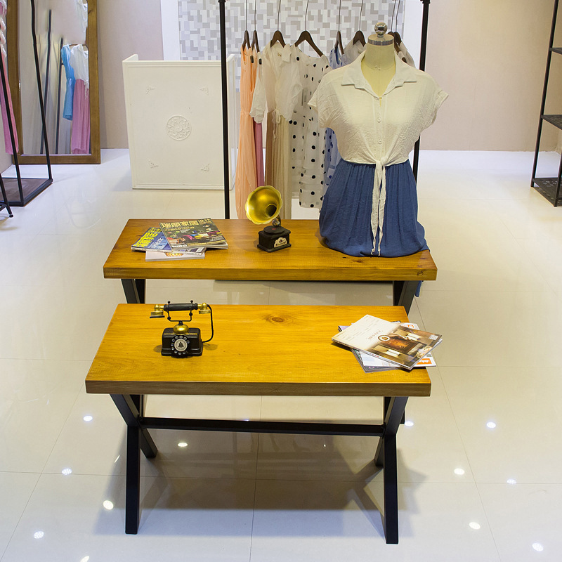 畅销服装陈列流水台三层展示架 铁艺服装店流水台货架展示台批发