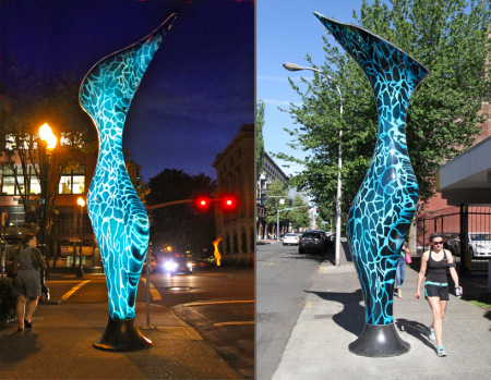 巨大的太阳能猪笼草路灯,这一系列仿生路灯有着各自不同的外观与纹理