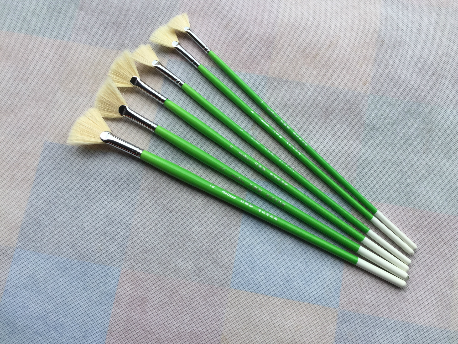 厂家直销 鱼尾扇形笔 扇形水粉笔 猪鬃扇形笔 油画扇形笔