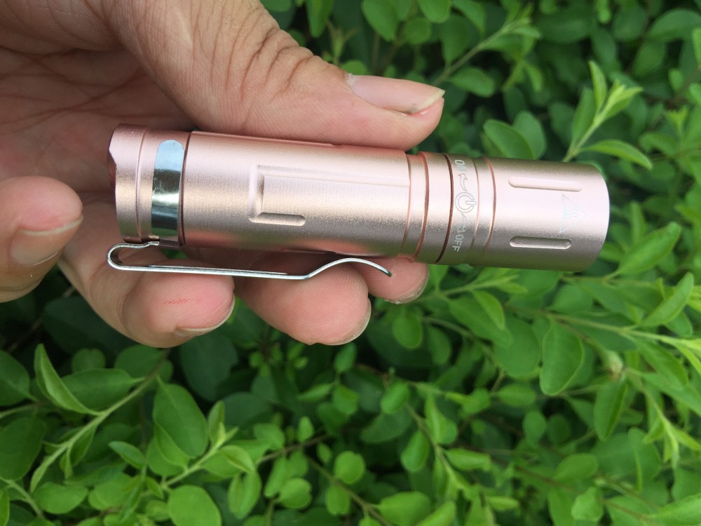 新款正品14500荧光剂检测灯笔365nm紫光手电筒验钞多功能玉石鉴定