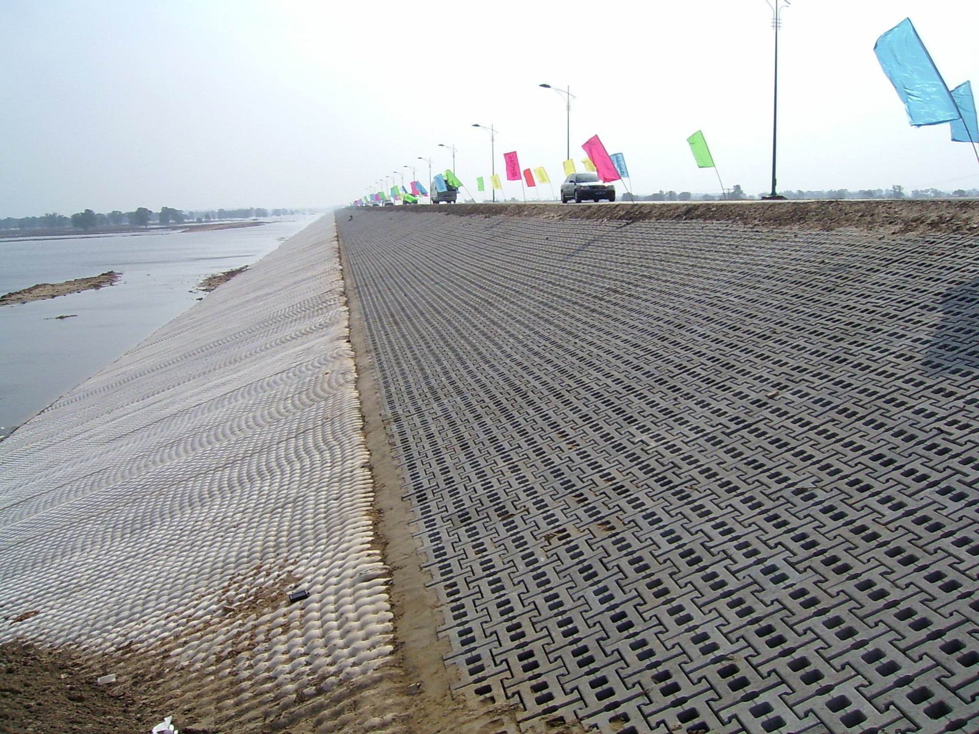 自嵌式河道护坡砖 河道连锁植草砖 河道护坡挡土砖2