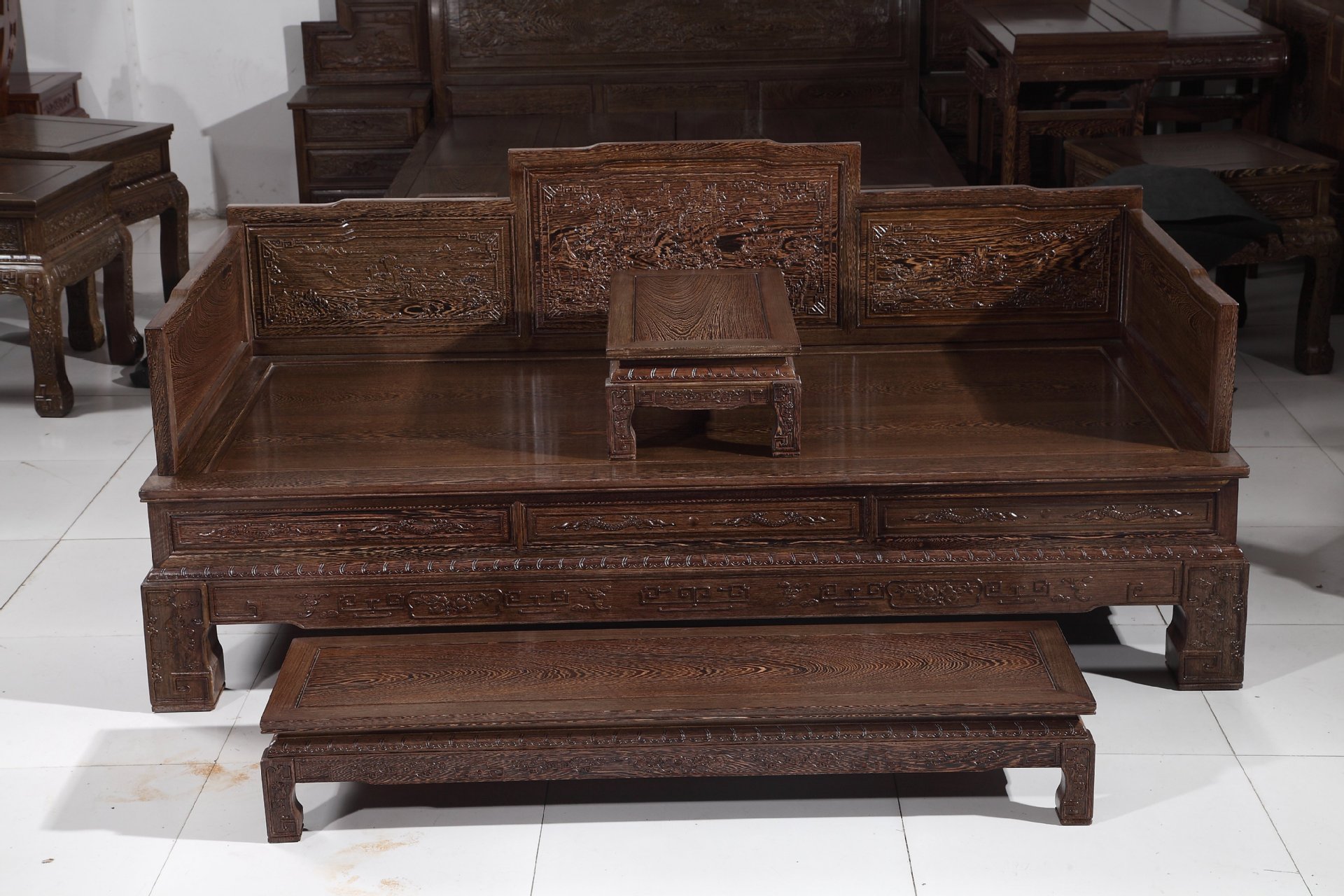 明清仿古茶室休闲雕花罗汉床 古典双人座罗汉床 鸡翅木罗汉床 - 家具