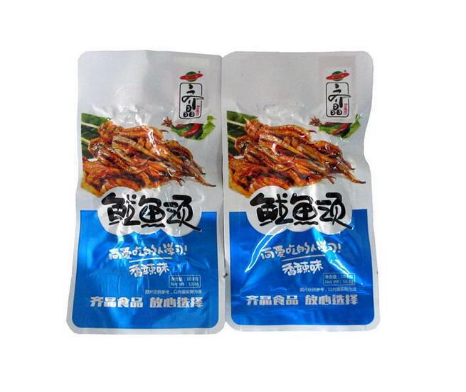 新品湖南特产休闲食品 齐晶牛肉味炭烧肉串 多口味辣条鱿鱼须
