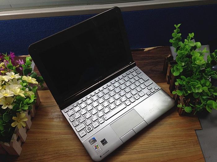 二手东芝10寸上网本二手笔记本电脑