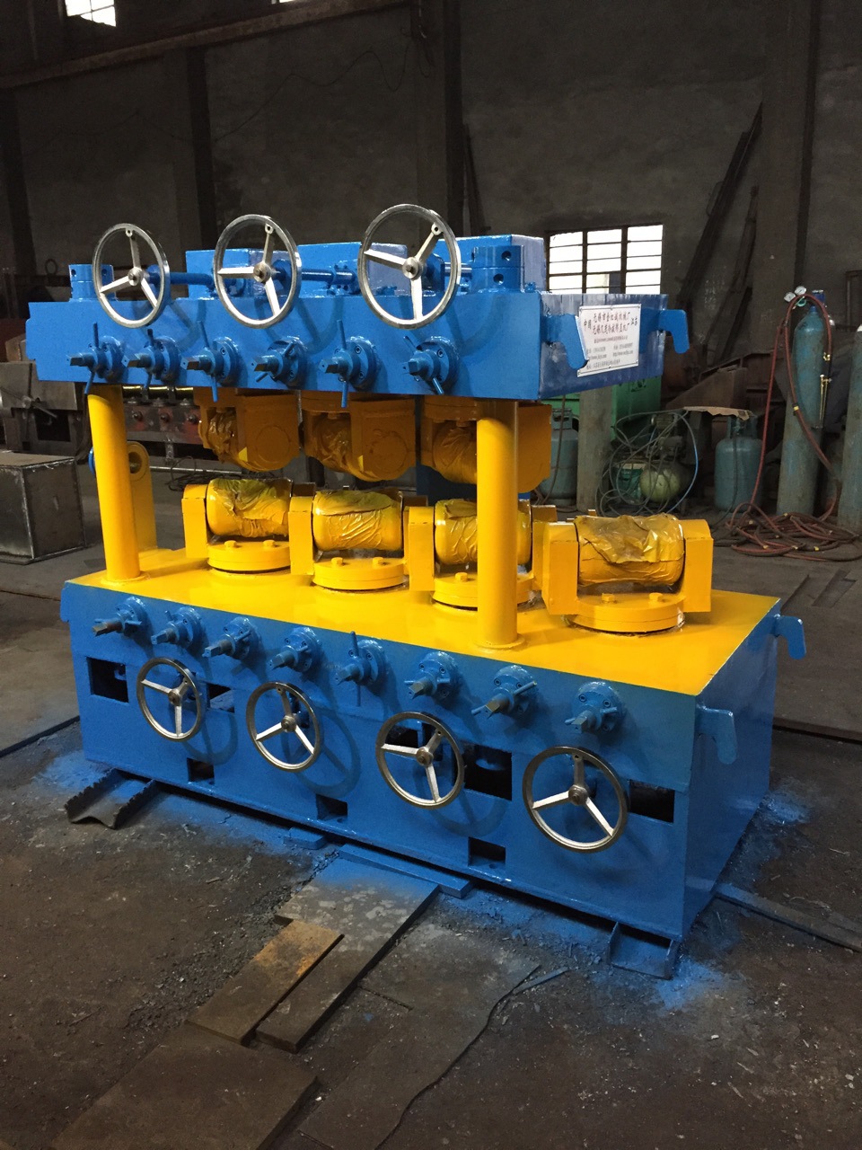 七辊矫直机,七辊双曲线矫直机,七辊钢管矫直机,精密七辊矫直机