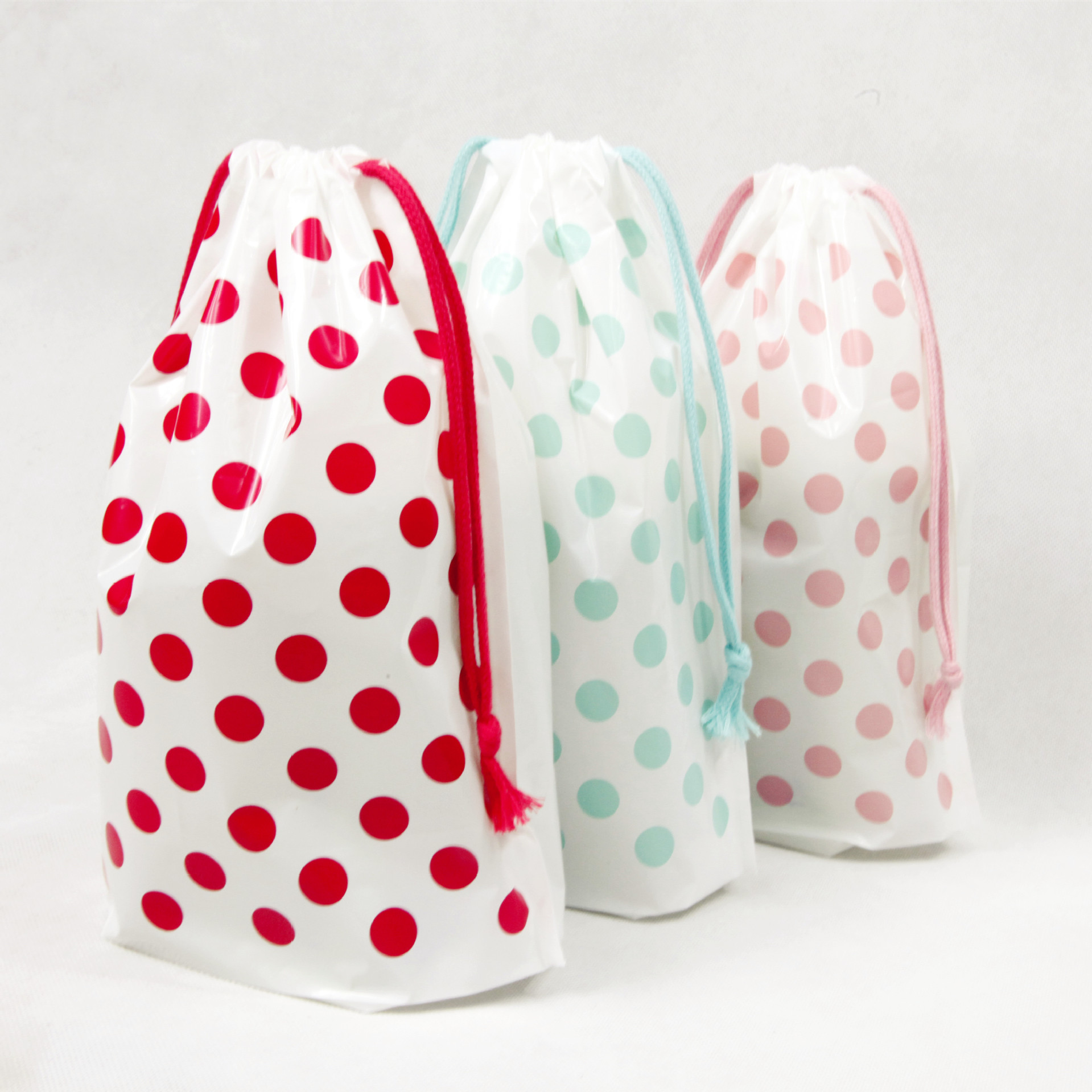 2018新款收纳用塑料pe束口袋 25*28cm印刷红点穿pe抽绳塑料袋定制