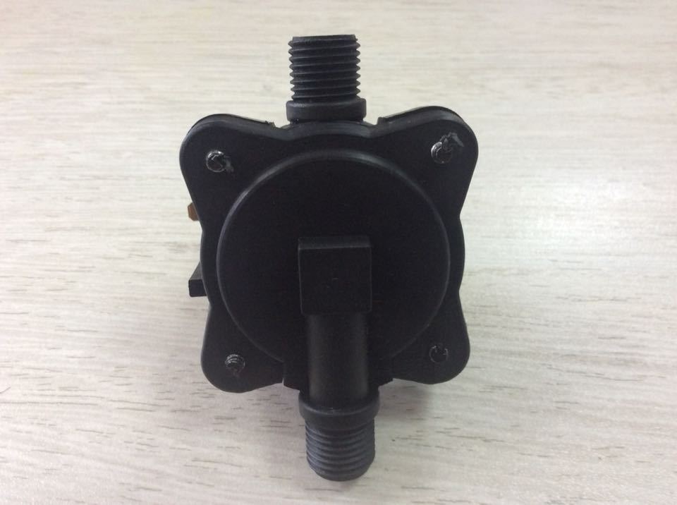 壁挂炉 补水开关 水压开关