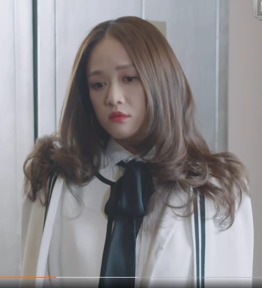 抓紧我放弃我陈乔恩厉微微明星同款白色条纹