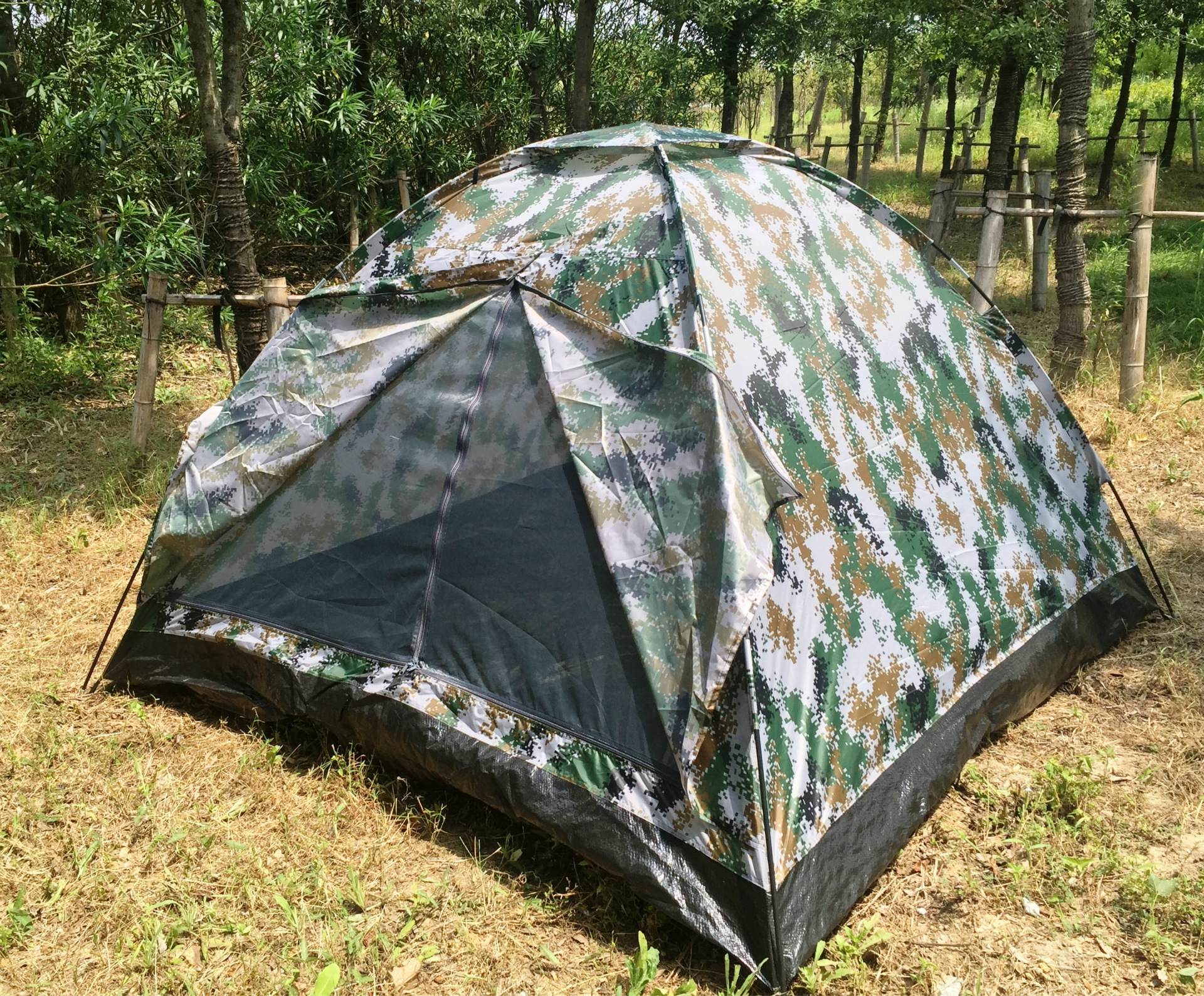 训练团建07数码迷彩野营用品运动特训登山夏令户防雨狩猎救灾帐篷