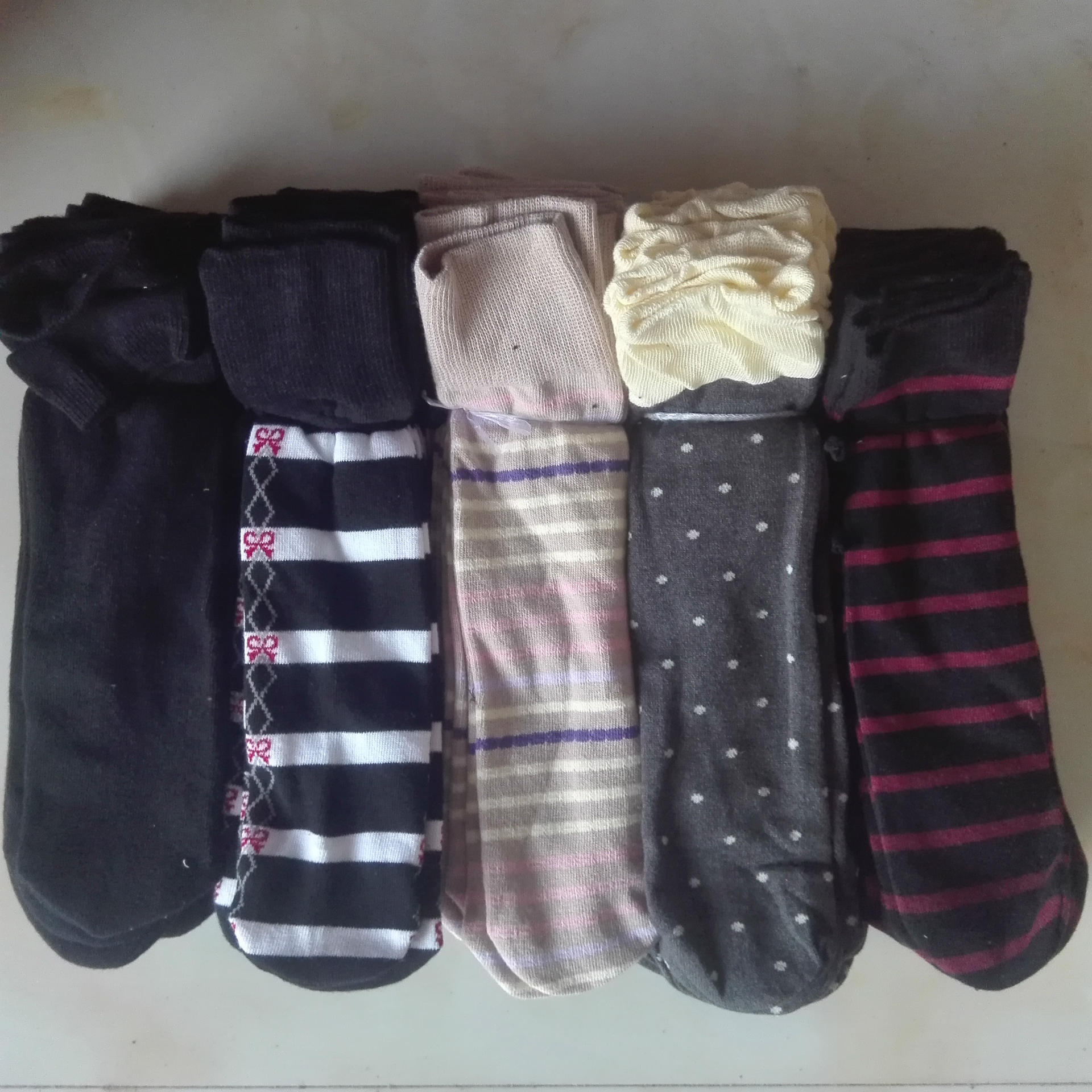 便宜男女袜 直板无跟 纯棉春秋款 适合地摊夜市甩卖 赠品批发袜子