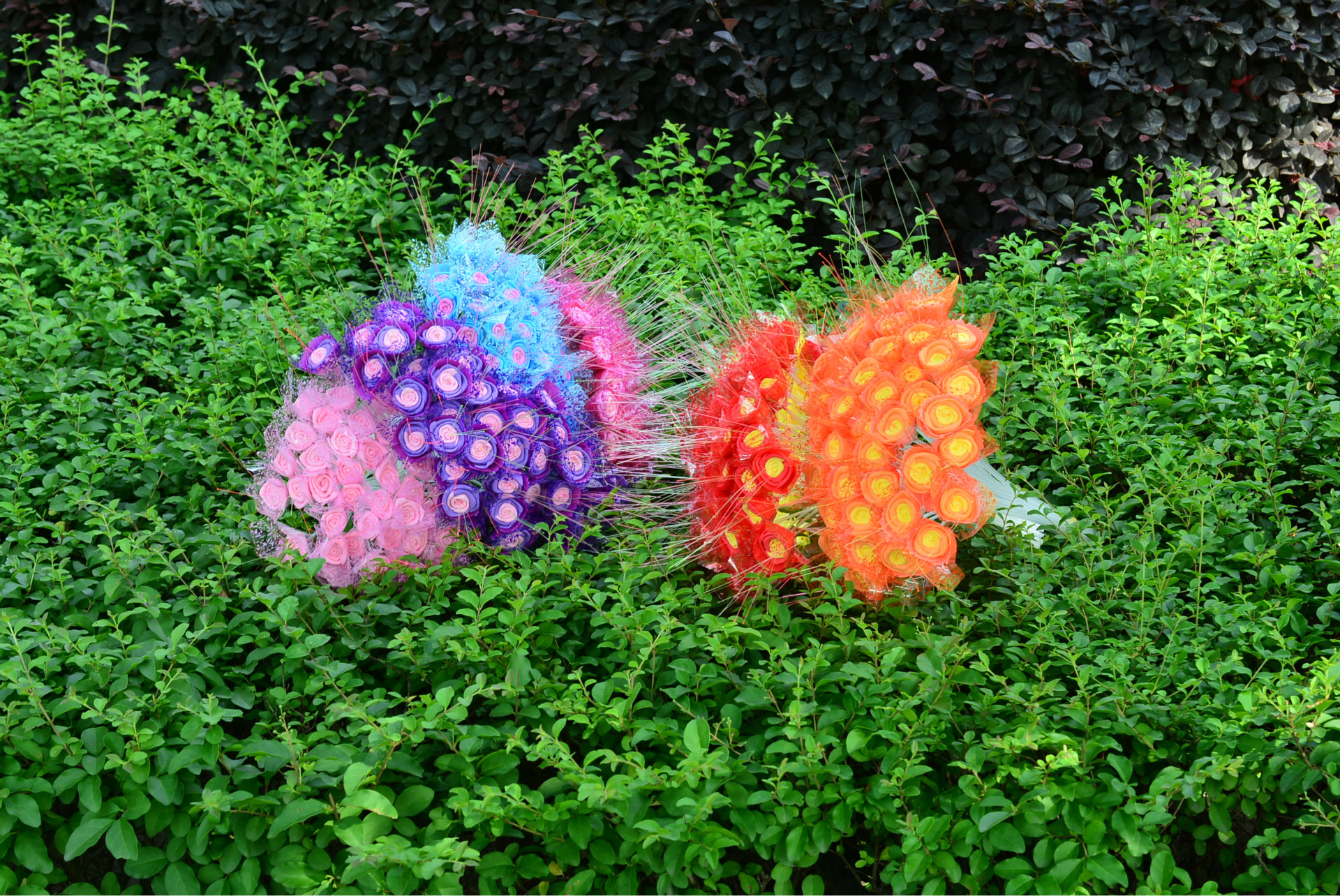 节日大学夜市热销 七彩夜光花闪光玫瑰花 店面布置假花仿真花