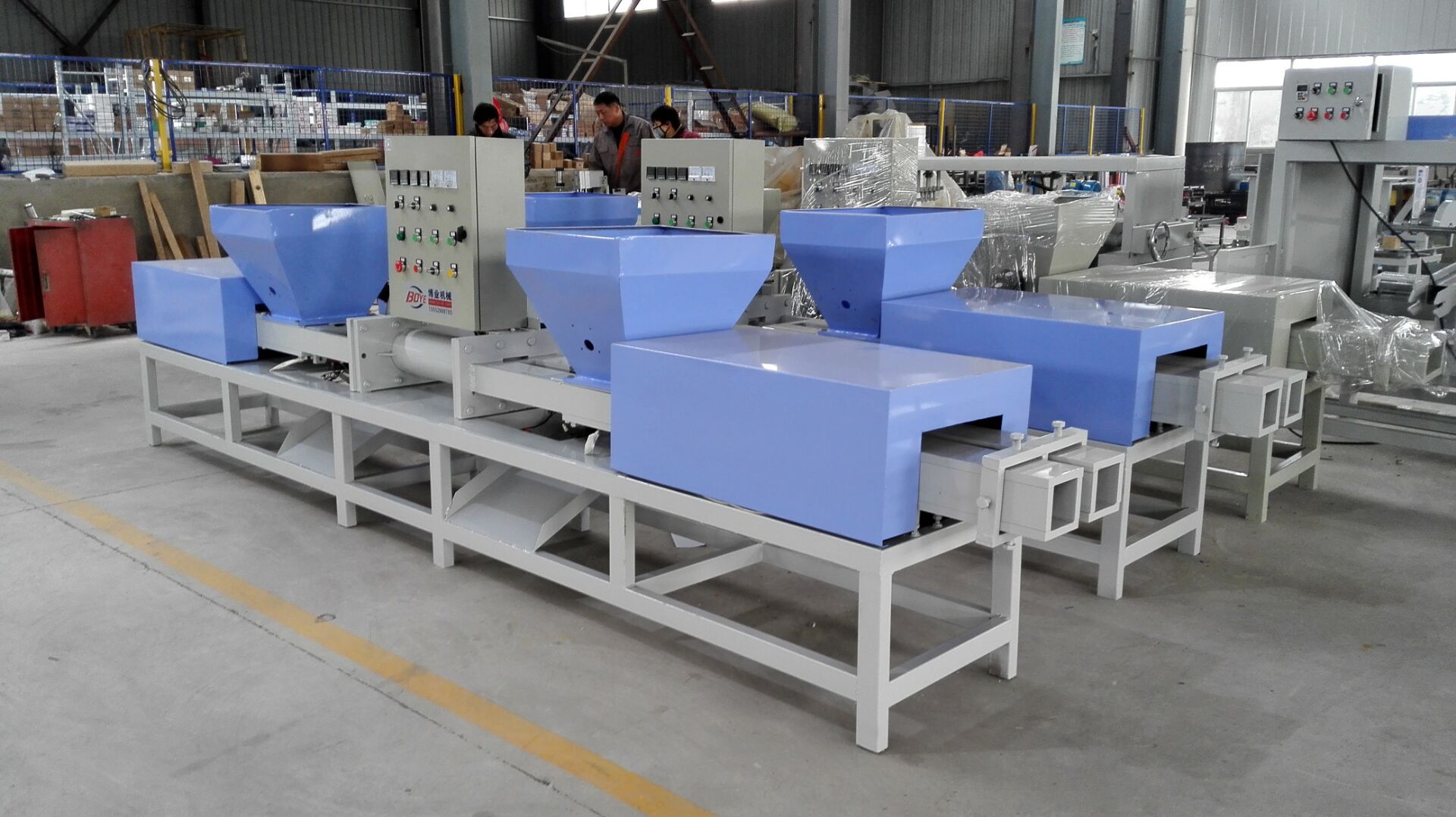 木屑挤出机专业制造商,选博业机械!