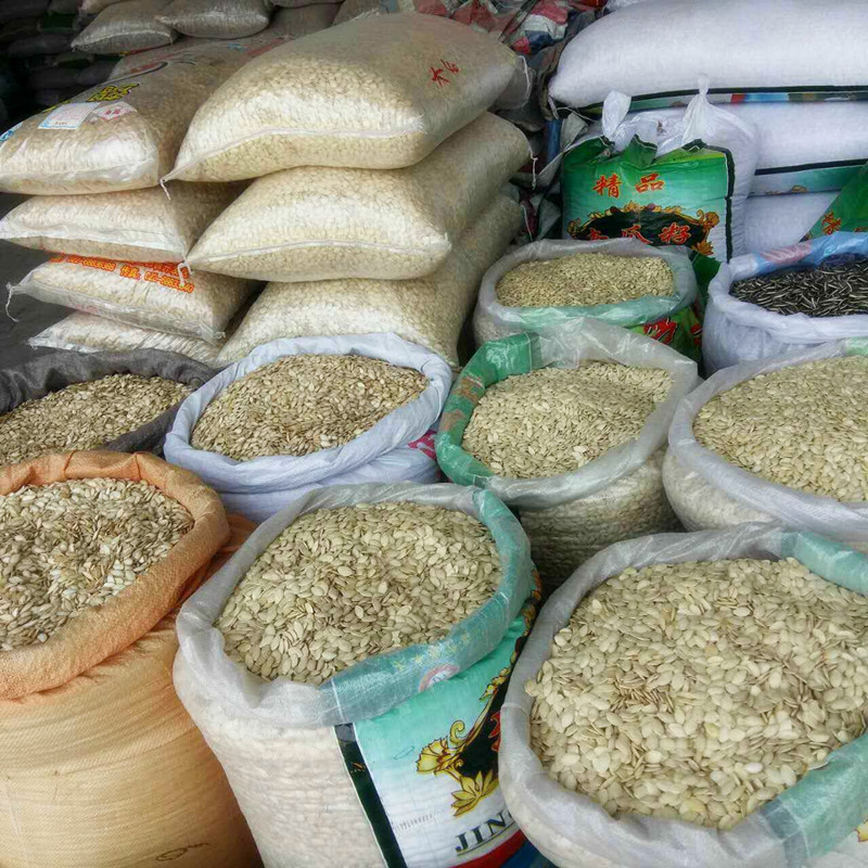 休闲食品批发干果炒货地摊跑江湖生熟南瓜子散装称重产地直销