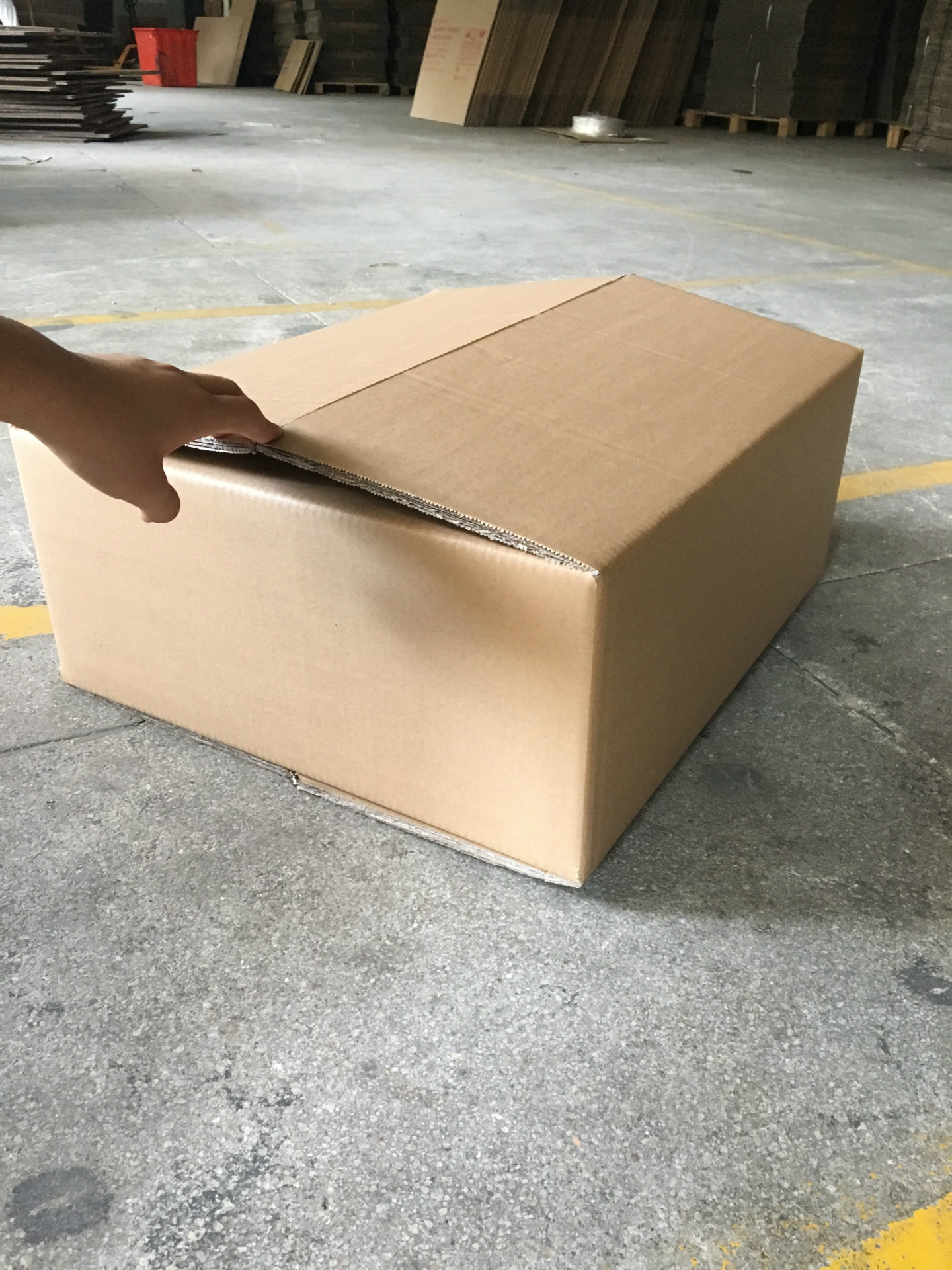 厂家生产七层瓦楞特硬纸箱正方形纸箱化妆品面膜纸箱包装定做批发