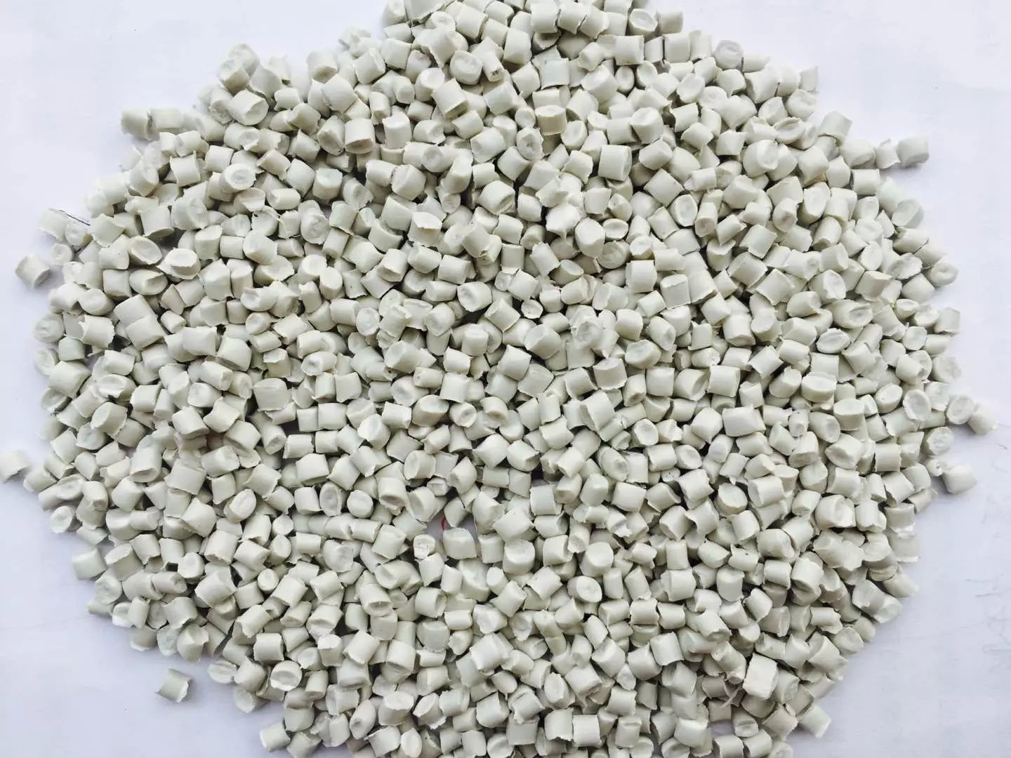 厂家现货供应大量批发pp白色再生颗粒塑料粒子