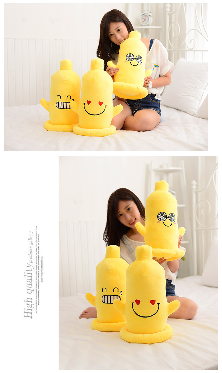 创意搞怪情趣避孕套公仔抱枕毛绒玩具胸搞笑男女朋友生日礼物女.