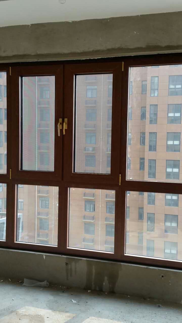门窗 凤铝65断桥铝平开窗 推拉窗平开窗   4,气密性好:断桥铝型材窗各