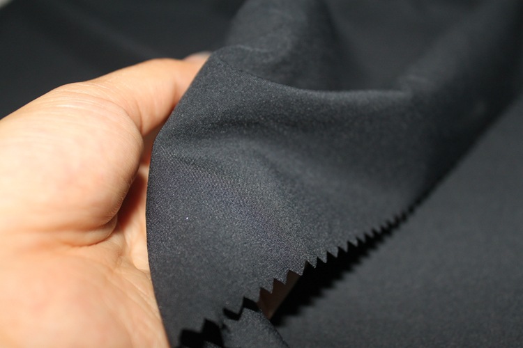 秋冬爆款供应春亚纺面料批发230t高弹春亚纺户外服装布料批发市场