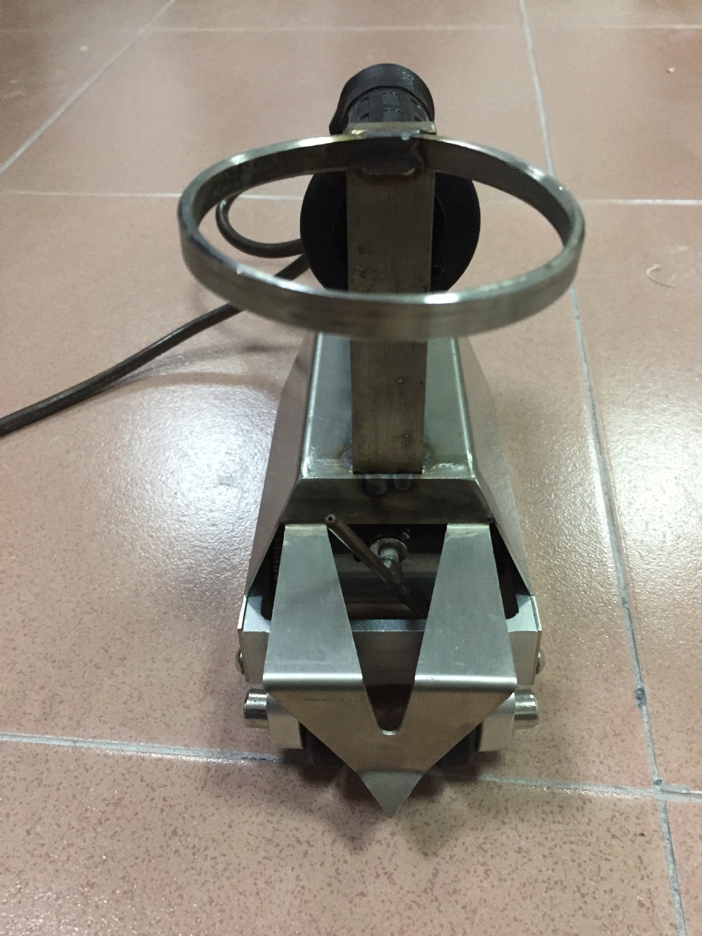 厂家直销  手提曲线拼缝机