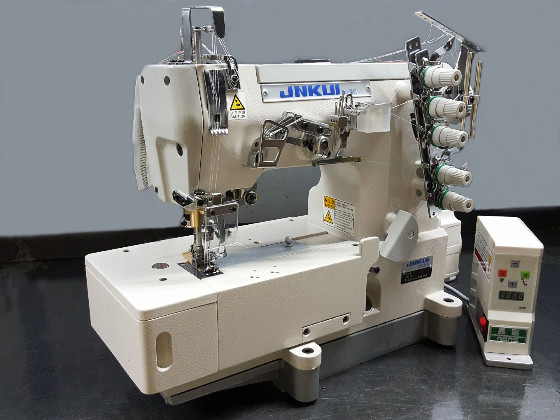 500电脑直驱绷缝机 600三针五线砍车 工业缝纫机 批发