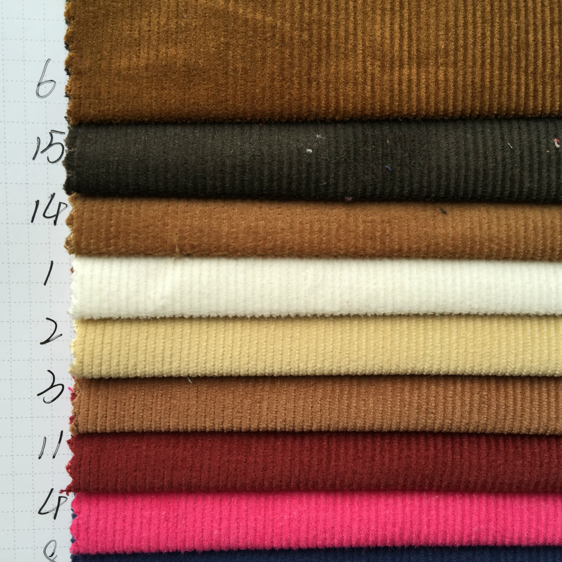 厂家直销全工艺灯芯绒面料 新款休闲时尚全