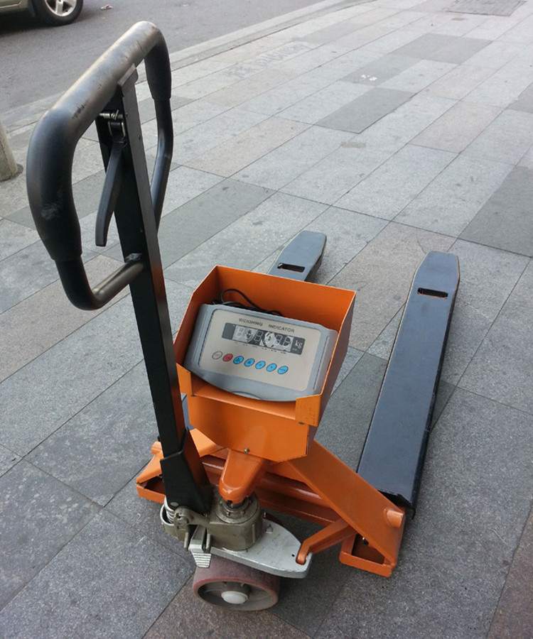 仓储搬运地牛带称重式电子秤 石家庄2吨电子叉车秤现货批发