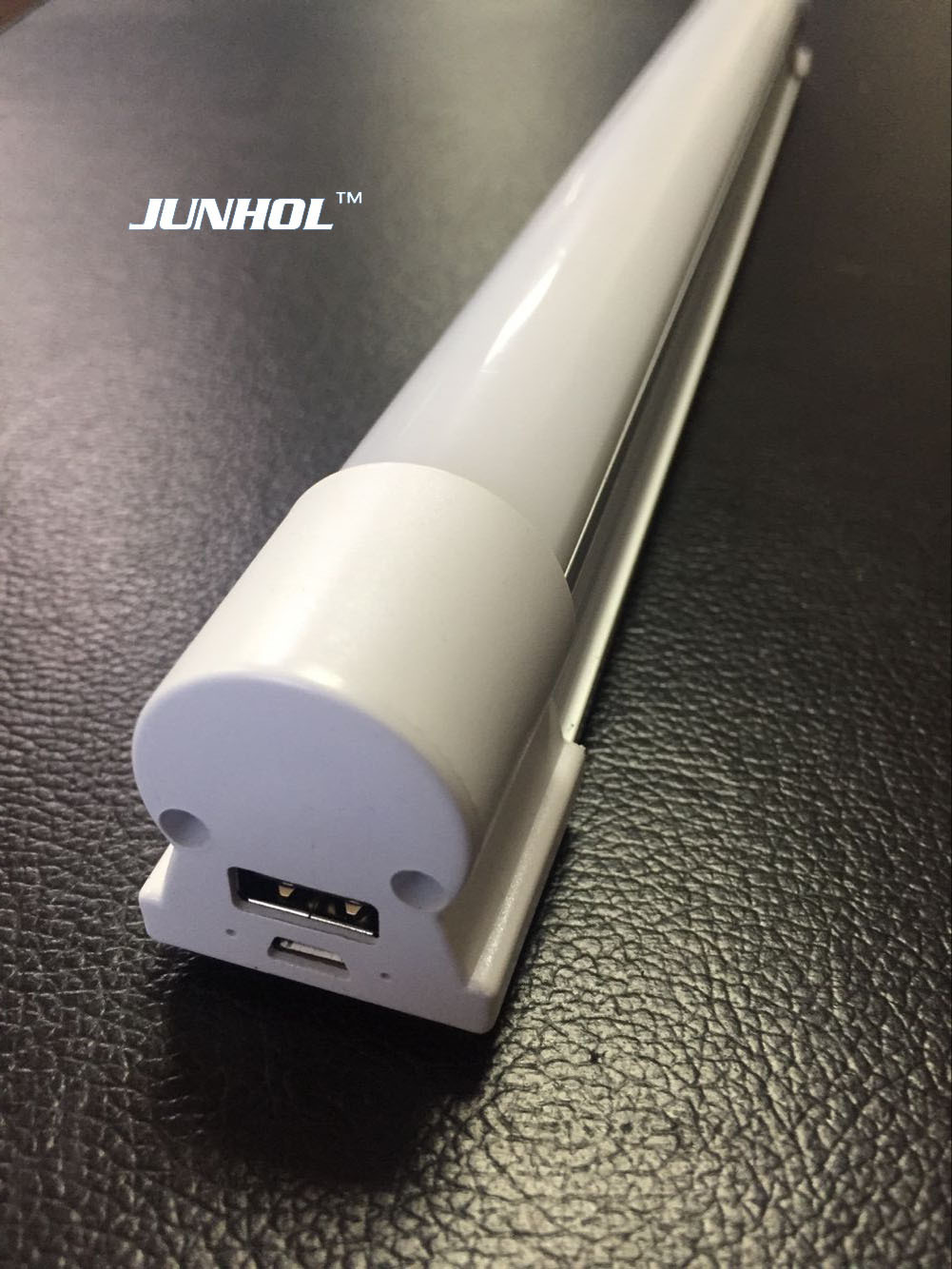 新款led应急灯管t8充电应急灯夜市灯宿舍护眼台灯多功能酷毙灯