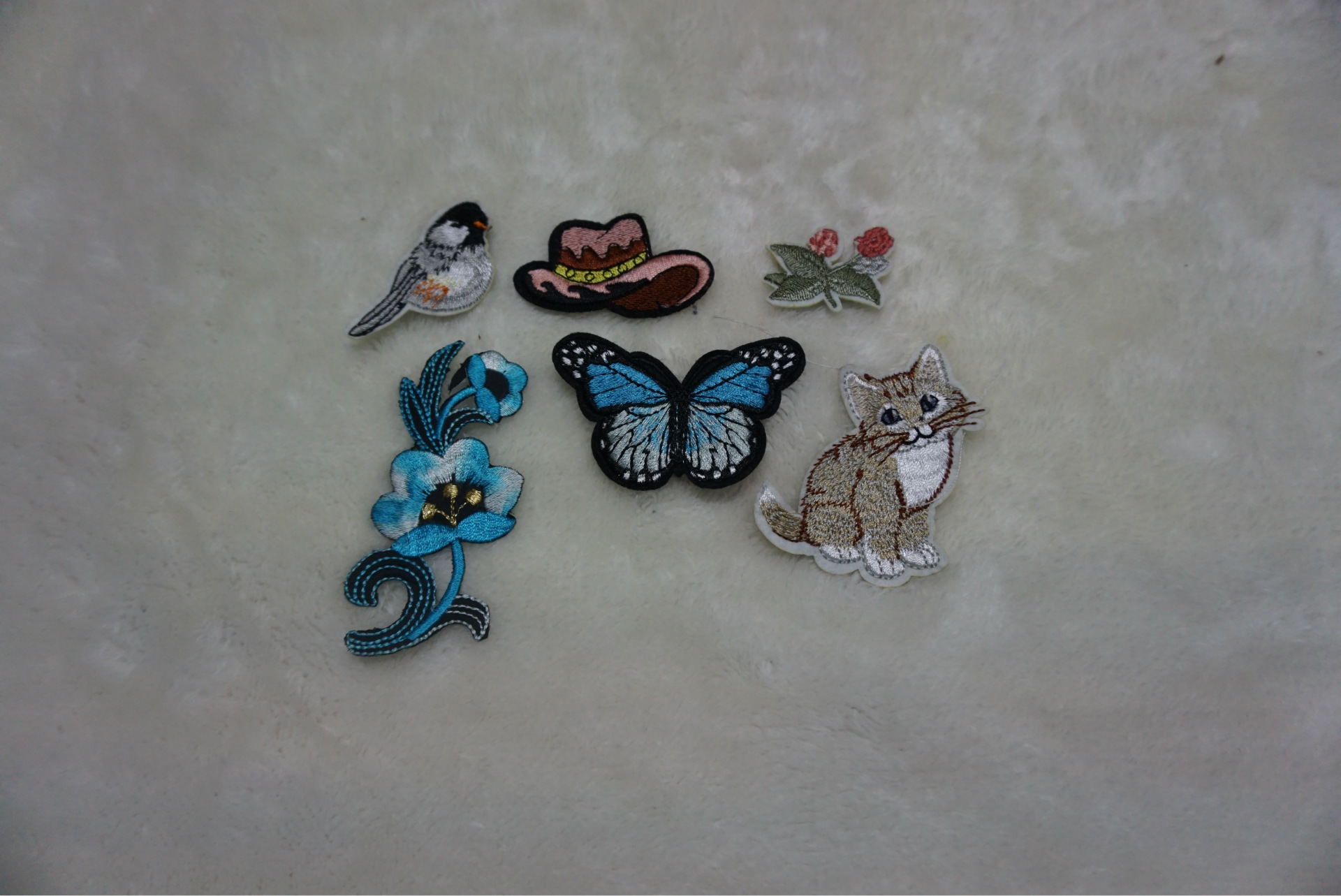 厂家直销电脑绣花刺绣加工定制定做日用生活家居工艺品辅料半成.