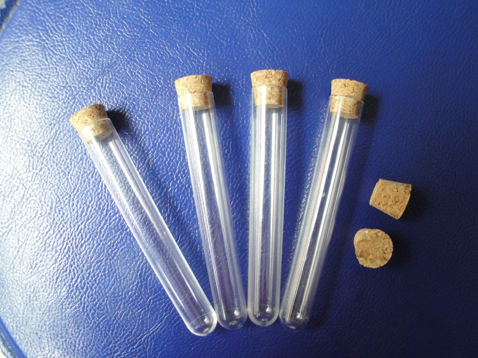 塑料试管配软木塞子