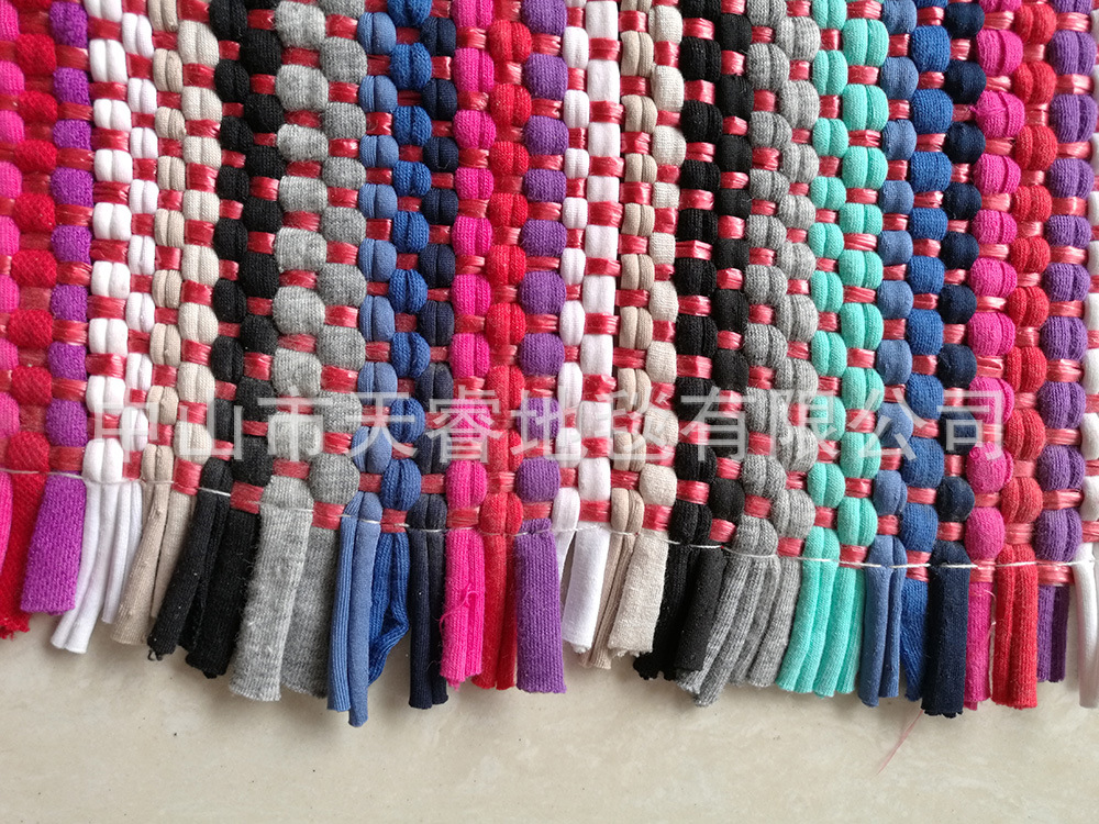 布条地垫手工编织客厅卧室门垫脚垫地毯摩托坐垫厂家批发