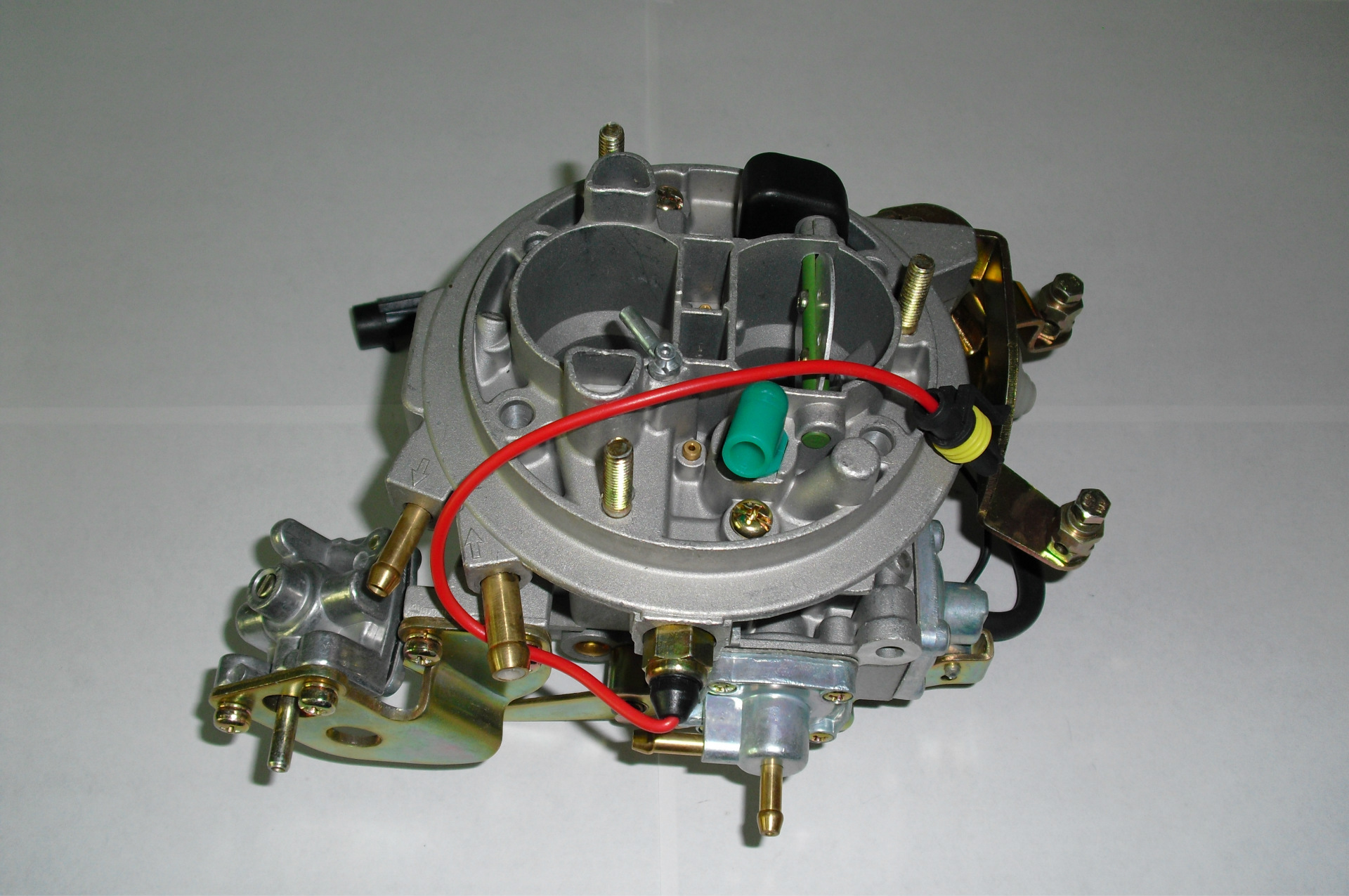 菲亚特汽车化油器1600cc,化油器