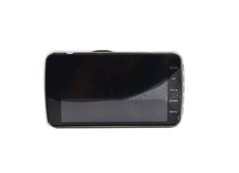 批发e路航高清行车记录仪4寸1600万像素带adas轨