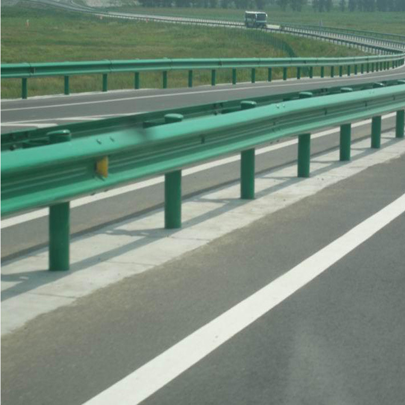 波形护栏高速公路护栏喷塑波形护栏护栏板厂家直销