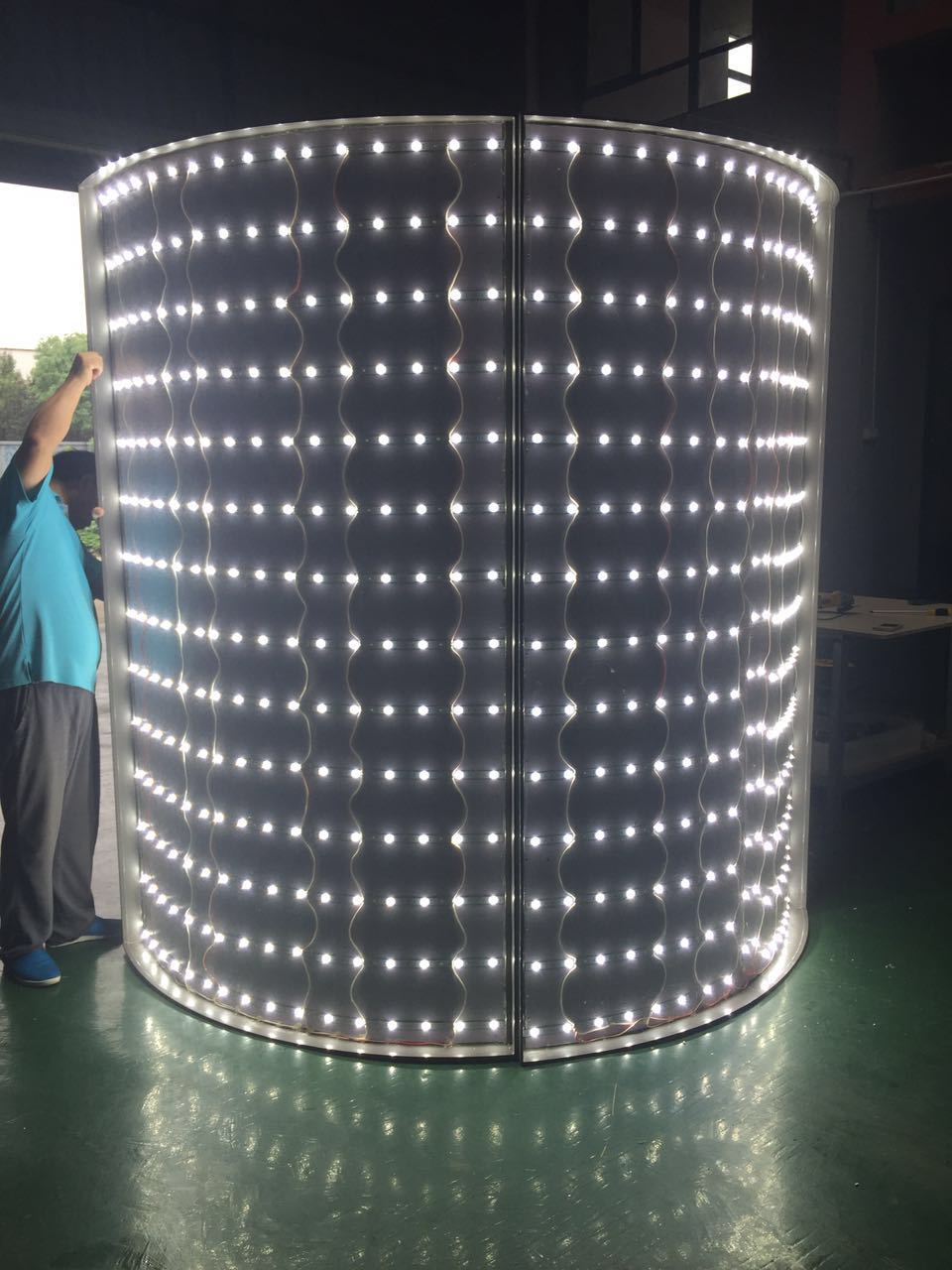 厂家供应 可定制led高亮单面80弧形卡布广告灯箱 开模弧度