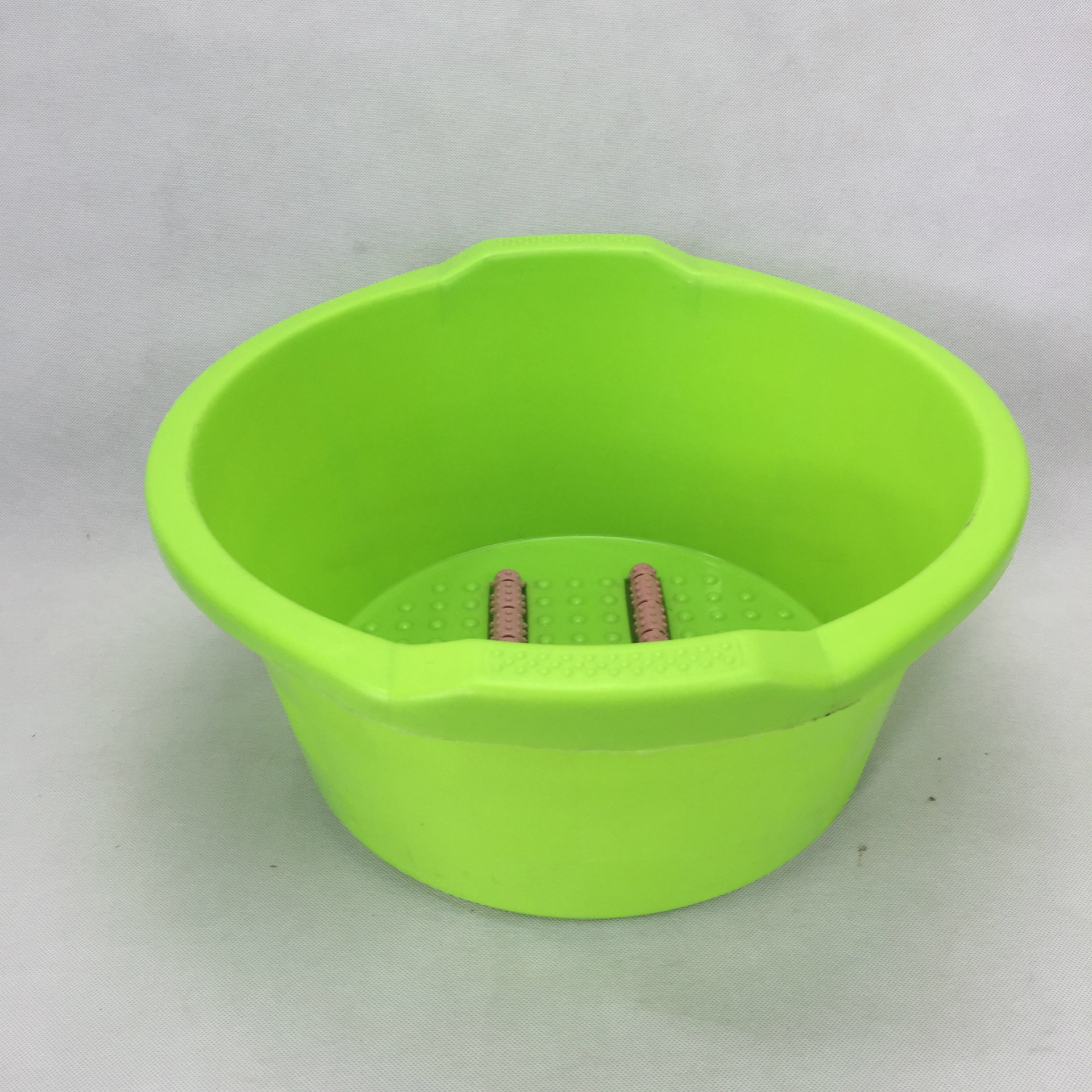 塑料足浴盆泡脚盆带滚轮按摩盆洗脚盆地摊货源足浴桶