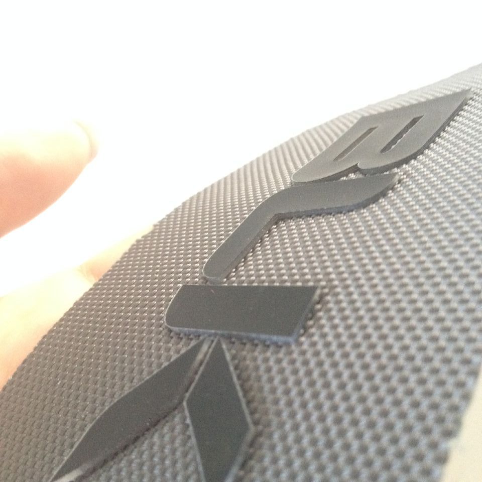 厂家供应硅胶热转印标 服装硅胶热转印标