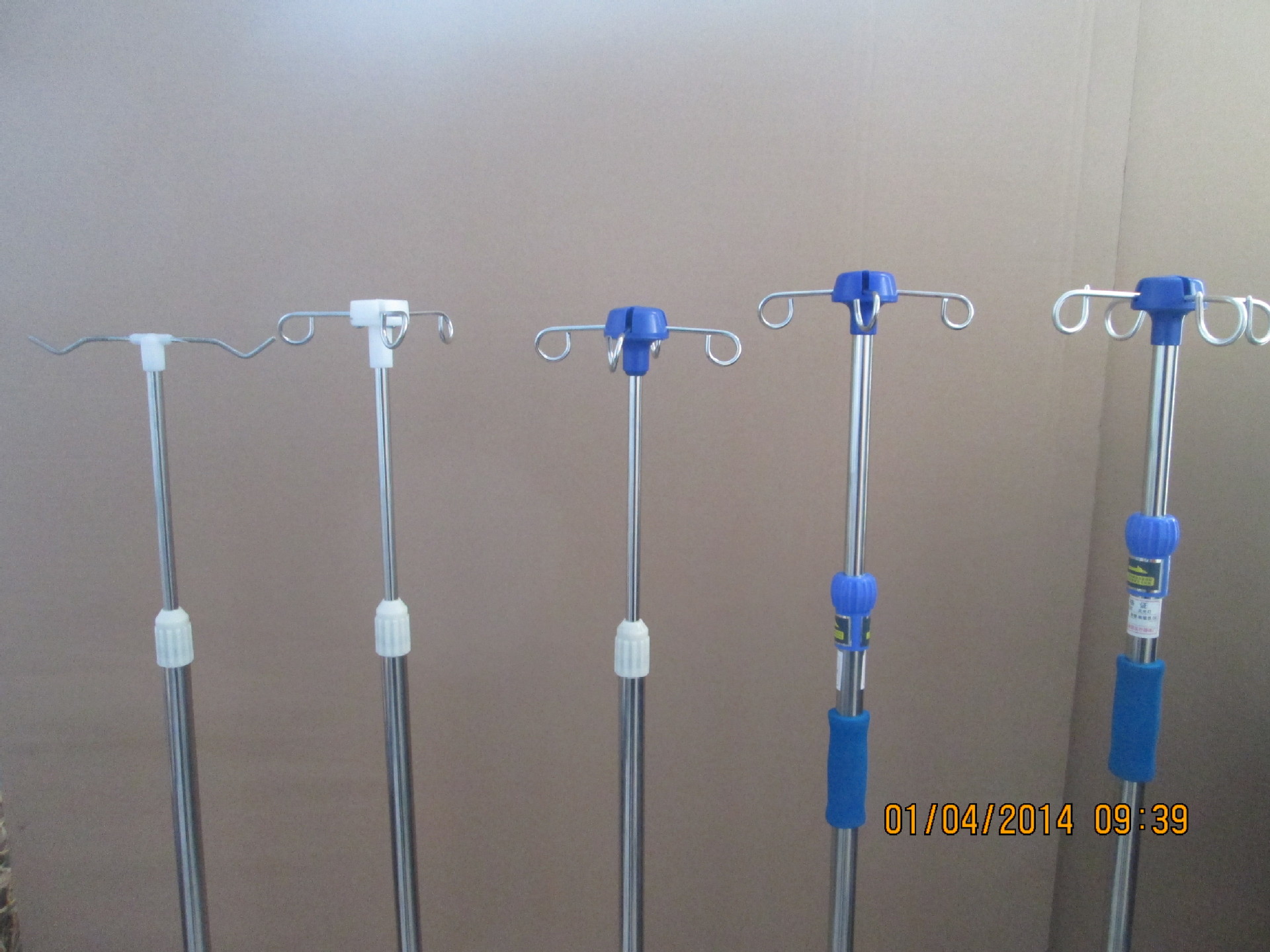 加厚不锈钢输液架移动点滴架吊瓶架加厚不锈钢杆子带轮两勾输液架