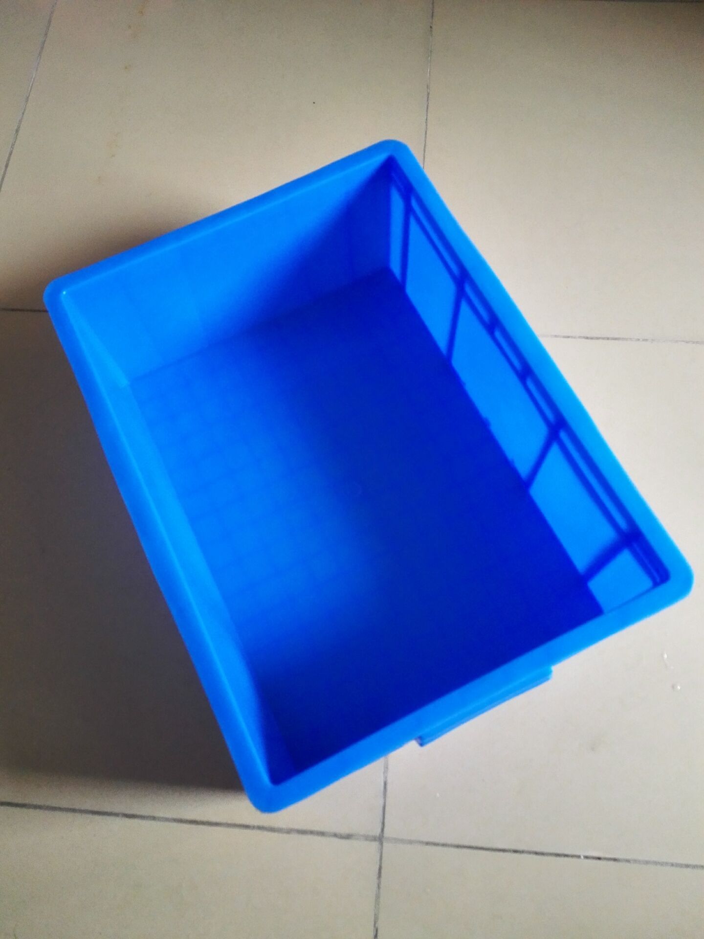 大,中,小号注塑胶箱加厚蓝色胶框佛山珠海周边胶箱卡板工厂