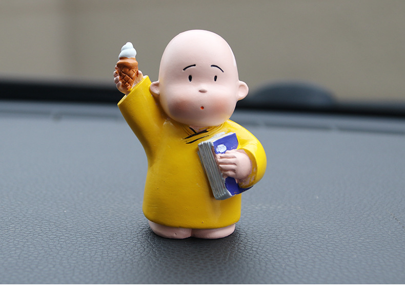 润东 汽车摆件二货和尚车用摆件 汽车内饰用品 套装价格 r-8802